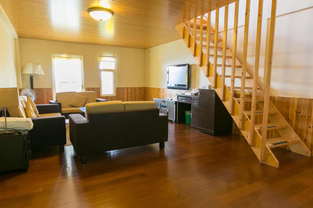Cingjing Brilliant Twins Of Seattle Apartment Ренай Екстериор снимка