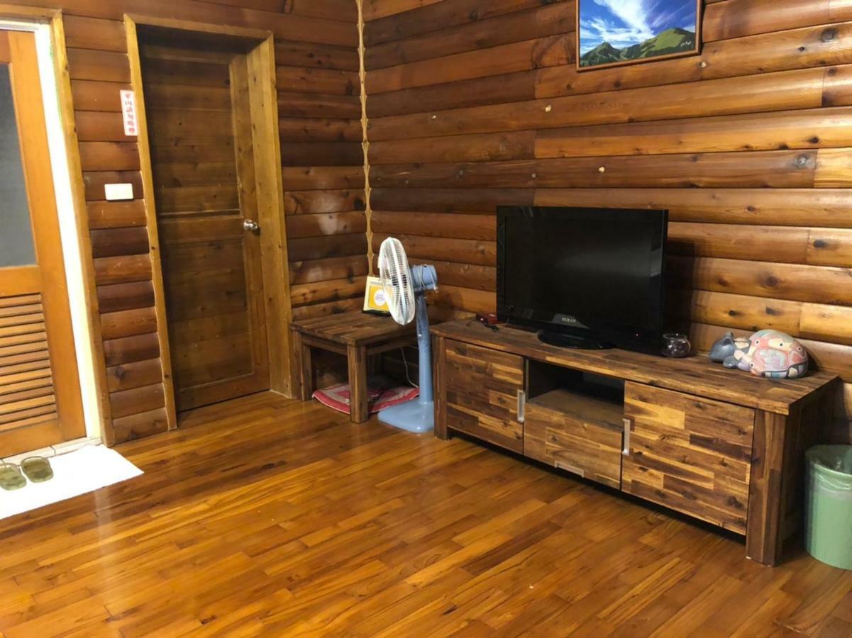 Cingjing Brilliant Twins Of Seattle Apartment Ренай Екстериор снимка